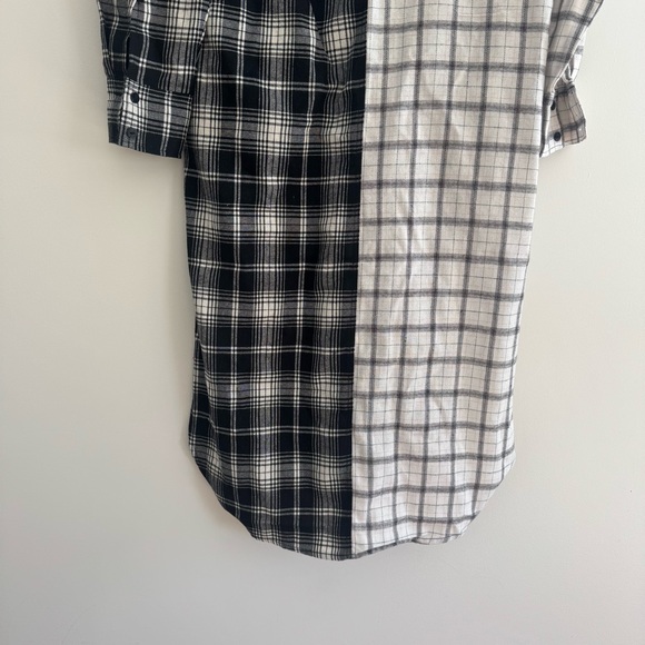 Steve Madden Rae Midi Shirt Dress Flannel in Multi Plaid Black White Size Small - Picture 9 of 9